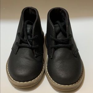 Children’s place black chukka boot NWOT